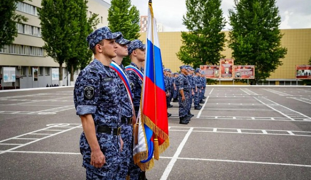 В Центре профессиональной подготовки им. Героя Советского Союза С.Х. Зайцева состоялся выпуск росгвардейцев