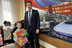Первый раз в первый класс: полицейские и общественники Северного округа приняли участие в благотворительной акции «Помоги пойти учиться»