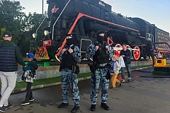 Росгвардия обеспечила общественную безопасность на крупных массовых мероприятиях в Москве