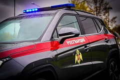 Московские росгвардейцы задержали нетрезвого пациента поликлиники, угрожавшего врачу ножом